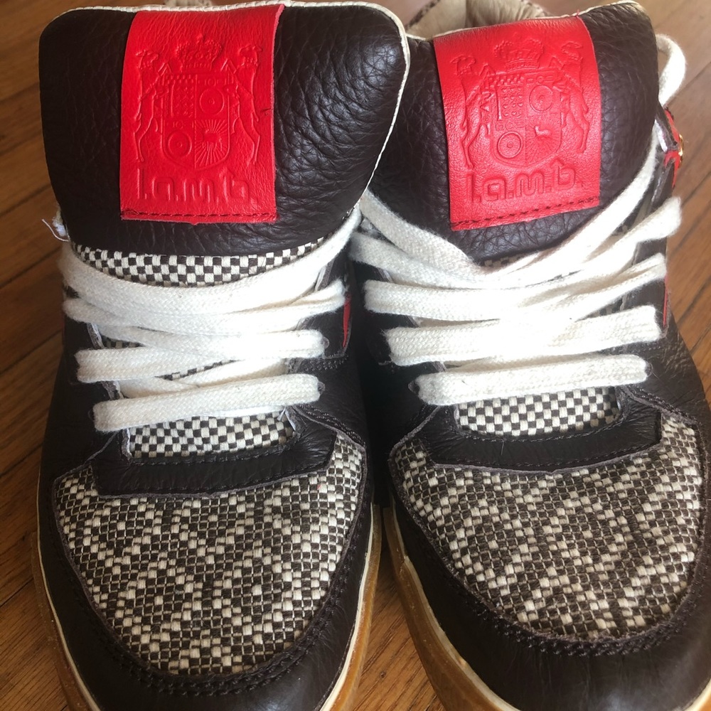 L.A.M.B. CAZA Sneakers